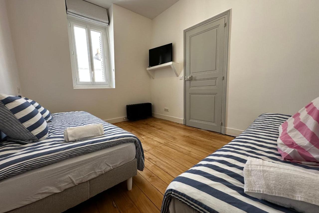 In The Beautiful Districts Of Tours A "Particular" With Great Comfort Villa ภายนอก รูปภาพ