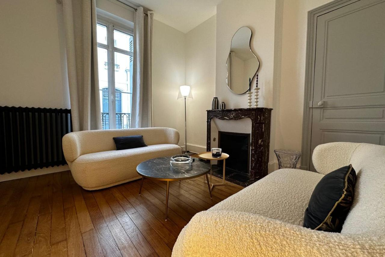In The Beautiful Districts Of Tours A "Particular" With Great Comfort Villa ภายนอก รูปภาพ